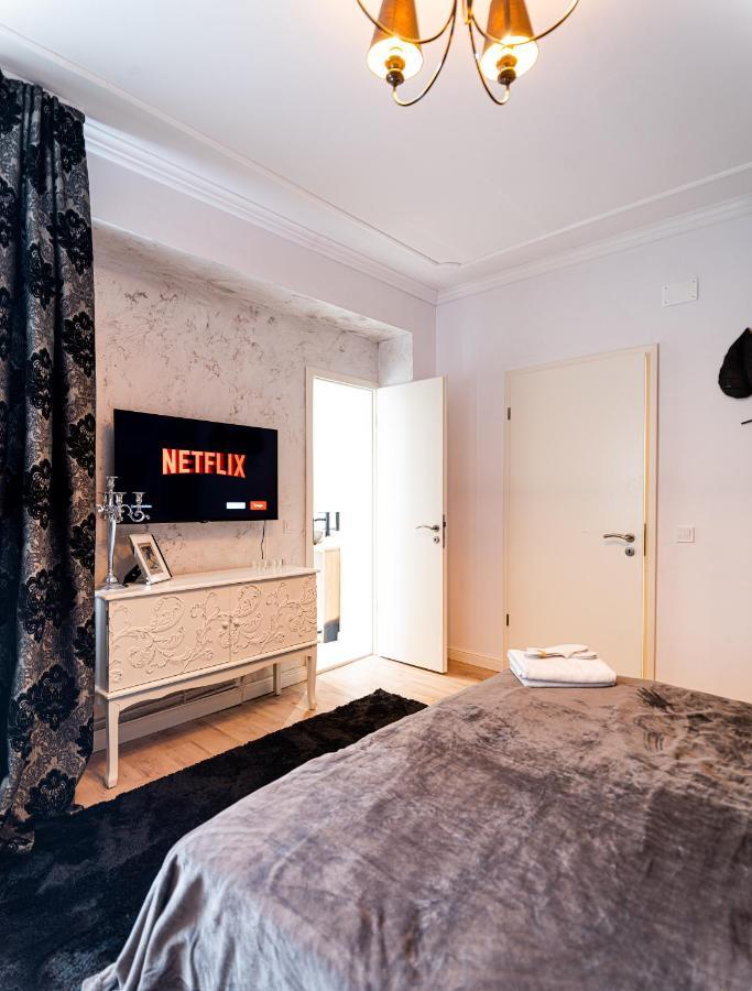 The Artist - Ultracentral Designer Apartment Bukarest Exteriör bild